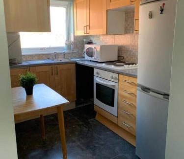 Kensington Apartment | Earls Court Apartments - Fourth Floor No Lift