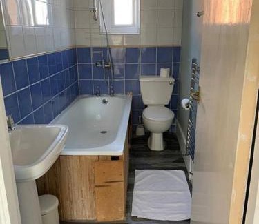 Kensington Apartment | Earls Court Apartments - Fourth Floor No Lift