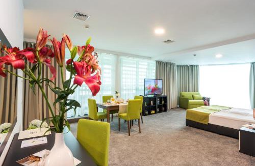 rayon Triaditsa Hotel | Earth & People Hotel & SPA - Free Parking & Swimming Pool