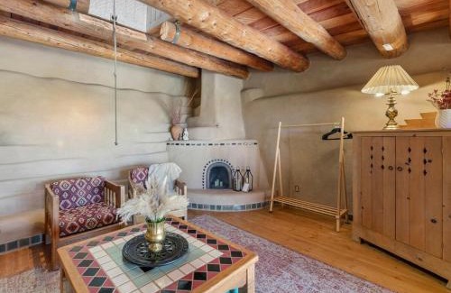 Taos House | Earthship in Taos - A Sustainable Desert Sanctuary