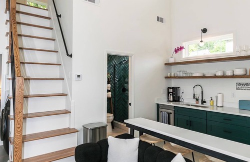 East Atlanta House | East Atlanta Tiny Retreat Loft + Backyard Vibes Featured on This Old House