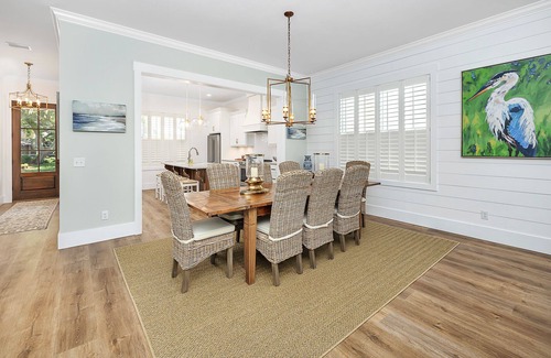 East Beach House | East Beach Paradise! Private pool!