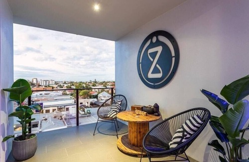 East Brisbane Apartment | East Brisbane 1bed unit with Rooftop pool +Parking