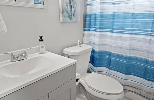 Riviera Beach Apartment | East by the Beach 411B