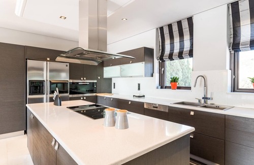 Palaia Fokaia Villa | East Coast Mansion by Unique Villas Collection