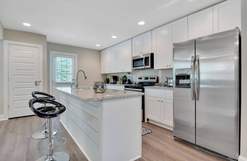 Marietta House | East Cobb Retreat + Parking & Front Porch