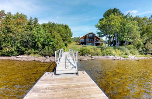 Greenville House | East Cove