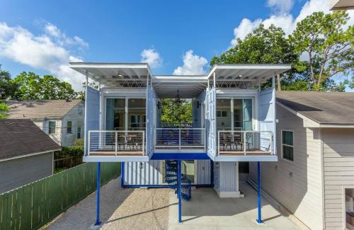 Greater East End Apartment | East Downtown Mico-luxe Container living pod #8