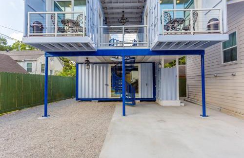 Greater East End Apartment | East Downtown Micro-luxe Container Living Pod #9