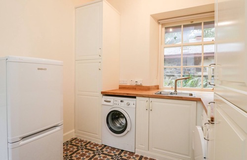 Rothesay Cottage | East Firwood