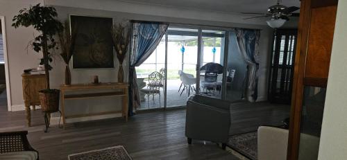 Hampton Homes House | East Florida Beach
