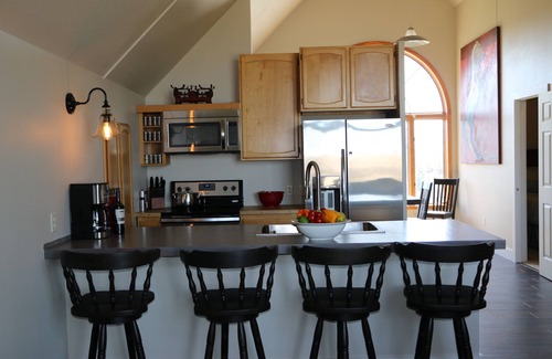 Bozeman Apartment | East Gallatin River property with gorgeous mountain views