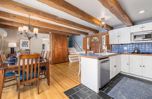 East Greenwich House | East Greenwich Waterfront Gem