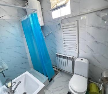 Chuy Province House | East guest house
