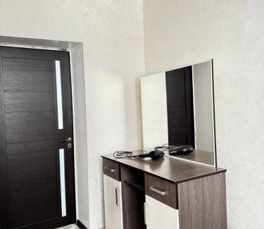 Chuy Province House | East guest house