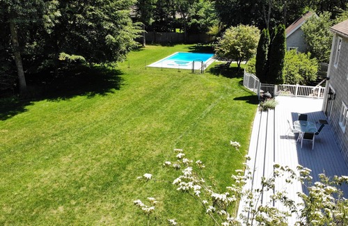 East Hampton North House | East Hampton Luxury: Heated Pool, Hot Tub and Expansive Yard with 6 Bedrooms