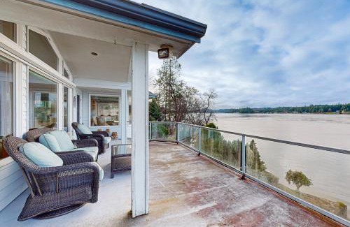 Shelton House | East Haven Lodge