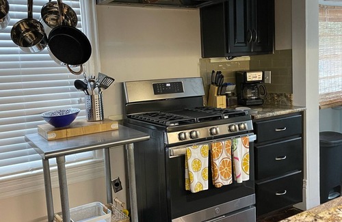 East Hill House | East Hill Coastal Cottage, prefect for couples and families, pet friendly.