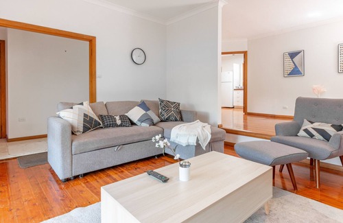 East Killara House | East Killara Cheerful 5 Bedrooms House with swimming pool