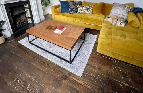 Dalston Apartment | East London Vintage Creative Victorian Maisonette Hackney