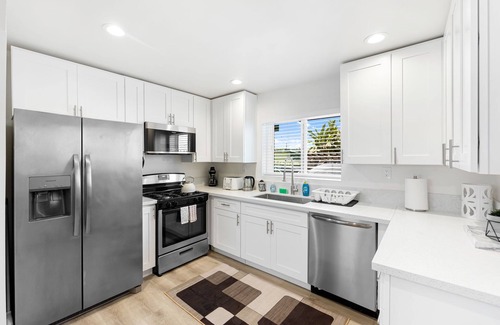 Los Angeles Apartment | East Los Angeles Hideaway