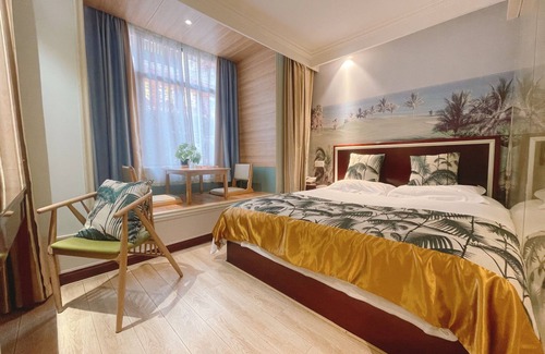 Huishan District Hotel | East Maples Inn Wanda