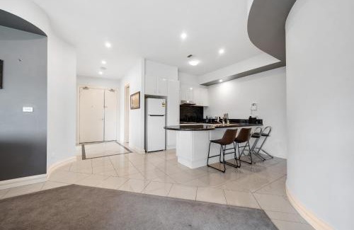 East Melbourne Apartment | East Melbourne 2BR Apartment