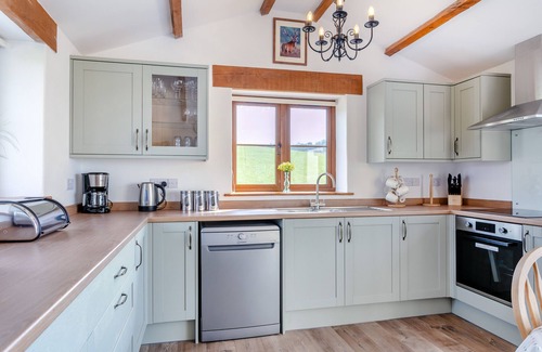 South Molton House | East Mill Barn - Three Bedroom House, Sleeps 6