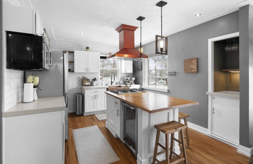 Canyon Rim House | East Millcreek Bungalow with Sauna