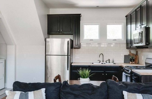 Eastwood Apartment | East Nash Hideaway ~ Close to Everything!