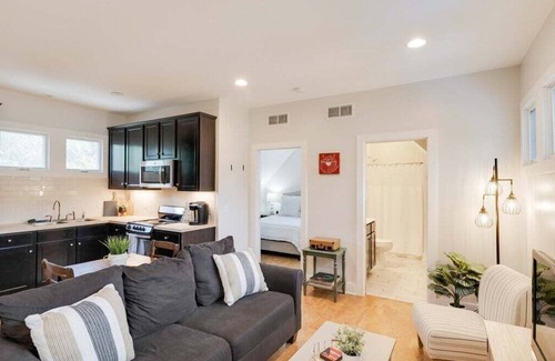 Eastwood Apartment | East Nash Hideaway ~ Close to Everything!