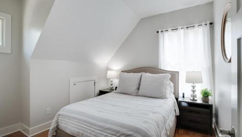 Eastwood Apartment | East Nash Hideaway