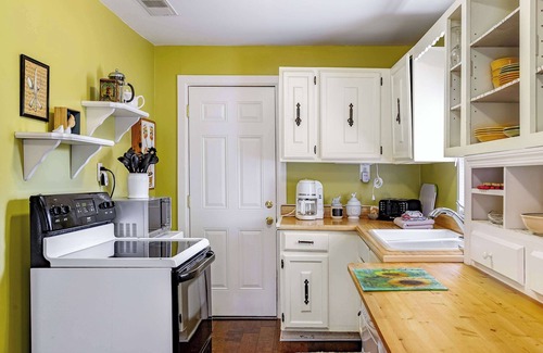 Shelby Hills House | East Nashville Gem - Quiet & Walkable
