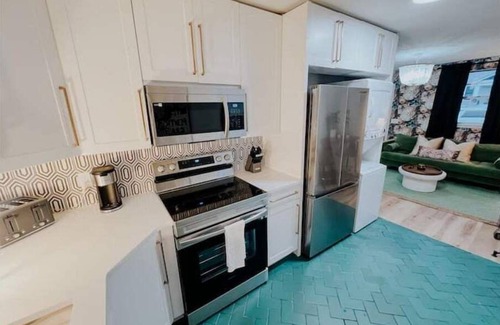 East Nashville House | East Nashville Oasis + Mini Golf Patio — DREAMI STAYS