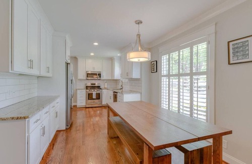 Inglewood Apartment | East Nashville Paradise - Large Backyard