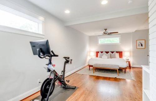 Inglewood House | East Nashville Paradise 4 Bedroom Large Backyard