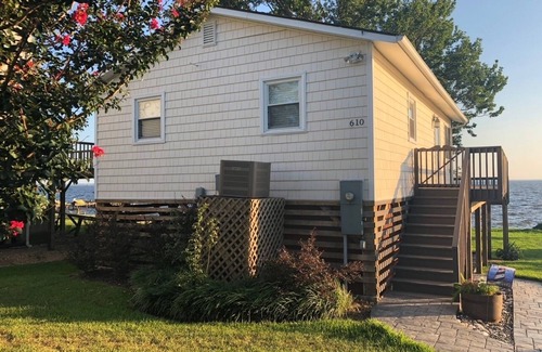 Edenton House | East of Edenton! Romantic sunset waterfront getaway on the Albemarle Sound!
