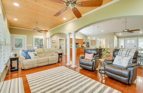 East Palatka House | East Palatka Home on St Johns River with Boat Dock!