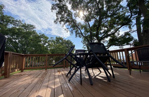 Marquette House | East side and beach side, enjoy comfort and location with the Urban Beachcomber!