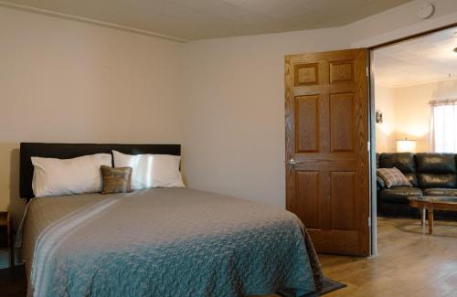 Mobridge Hotel | East Side Motel & Cabins