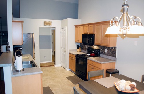 Athens House | East Side Ranch-Minutes to Downtown