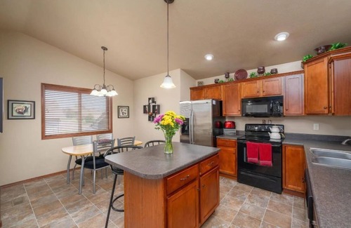 Sioux Falls House | East side single family home near Harmadon ball fields