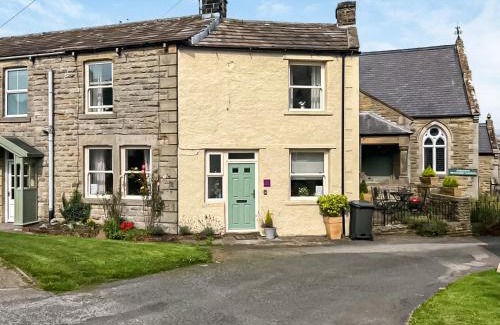 Aysgarth House | East Stonelea