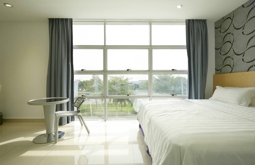 Sekinchan Hotel | East Sun Hotel Sekinchan - Self Check In