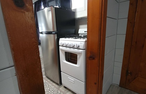 East Tawas Cabin | East Tawas 1 bedroom Barberry cabin