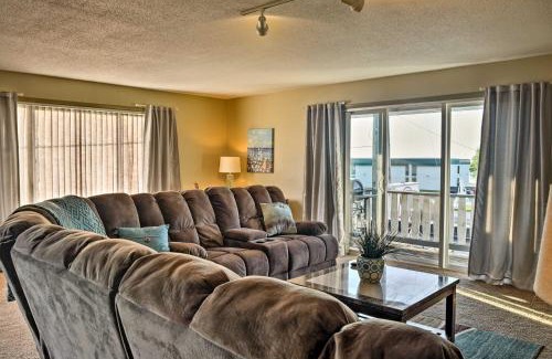 Tawas City Apartment | East Tawas Apartment Near Lake Huron and Downtown!