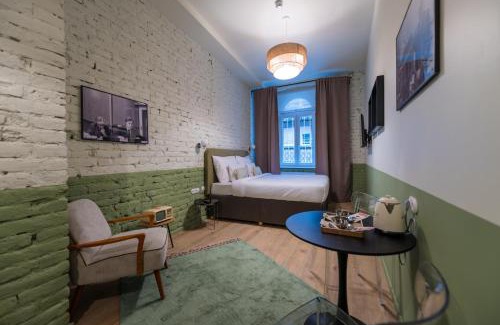 Corvin negyed Hotel | East-West Budapest Boutique Hotel