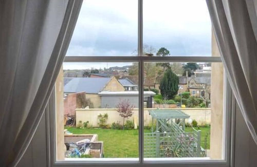 Crewkerne Cottage | East Wing