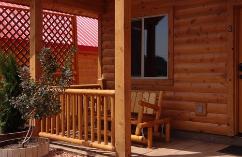 Glendale Cabin | East Zion-Glendale Ranch Cabin 1