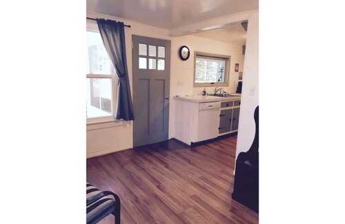 Great Barrington Apartment | Eastbungalow